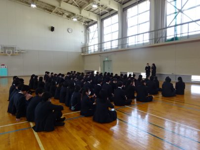 結団式の様子（小体育館）